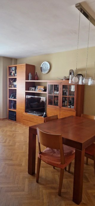 Mueble de salón , chapado en madera cerezo natural