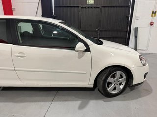 Volkswagen Golf 3p Sport 1.4 TSI 122 CV Volkswagen Golf V 1.4 TSI GT Sport de 122 CV, gasolina