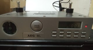 Radio Reloj Despertador AEG Plata