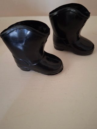 Complementos Muñeca Nancy: Zapatos y Perchas