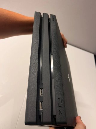 PlayStation 4 Pro (PS4 Pro) - Nero
