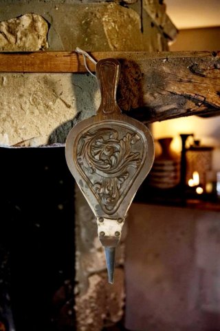 Mantice soffietto Antico Legno Intagliato Cuoio