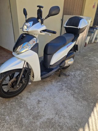 Honda SH 300i Sports Blanca
