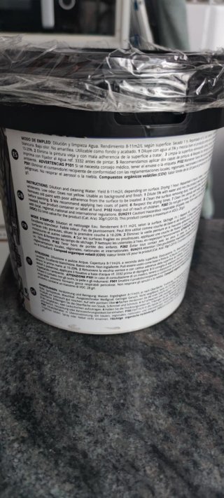 Pintura Jovira Gris Antimoho 4L. Es bastan. Oscuro