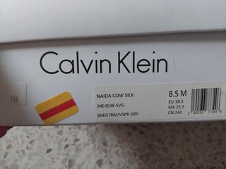 Sandalias Calvin Klein Tacón Beige y Blanco