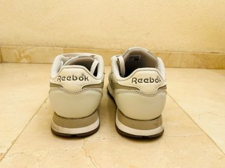 Reebok Classic Beige/Blancas Talla 42.5