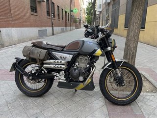 FB Mondial HPS Scrambler - Estilo Único