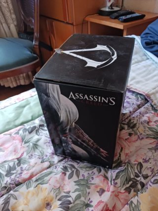 Caja Vacía Assassin's Creed Busto Altair Bronze