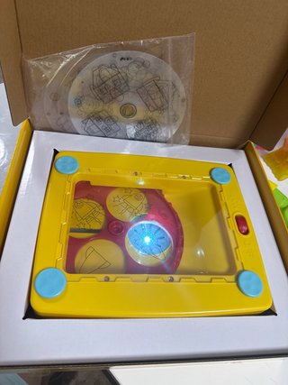 Proyector Artístico Educa + Radio Caset