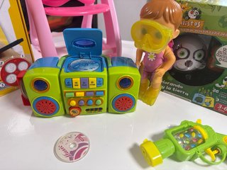Proyector Artístico Educa + Radio Caset