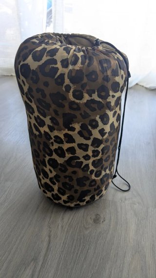 Saco de dormir estampado leopardo