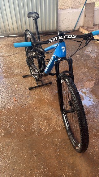 Bicicleta de montaña Berria azul