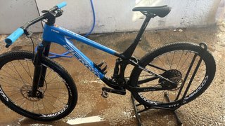 Bicicleta de montaña Berria azul