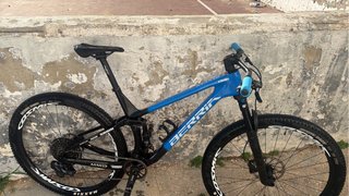 Bicicleta de montaña Berria azul