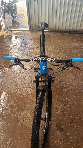 Bicicleta de montaña Berria azul