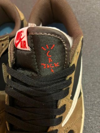 Nike Air Jordan 1 Low Travis Scott