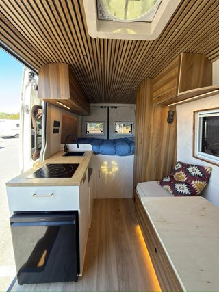 VW Crafter 2021 camper - autocaravana