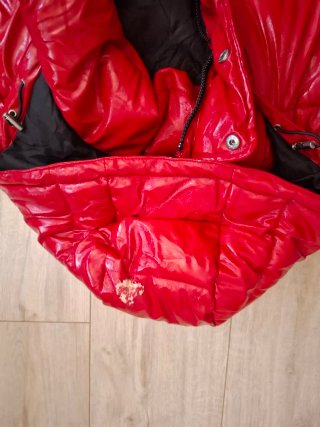 Cazadora roja  Terranova capucha Talla S