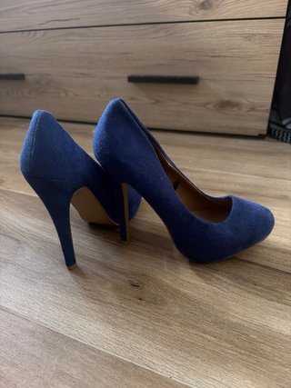 Zapatos de tacón azul ante