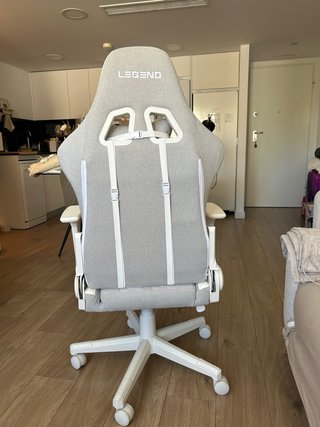 Silla Gaming LEGEND Gris y Blanca
