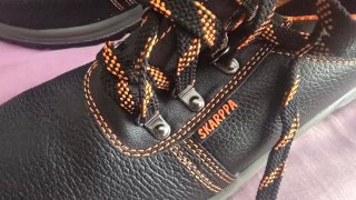 Zapatos de seguridad SKARPA negros y naranjas