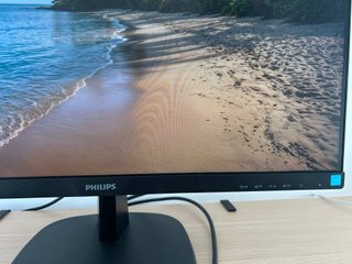 Monitor Philips 27 pollici. Nero.