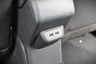 Volkswagen Polo+Navegacion+Clima Bizona+Carplay