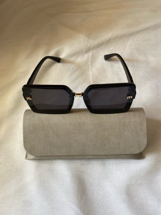 Gafas de sol Miu Miu cuadradas