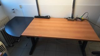 Mesa de escritorio madera y metal