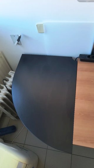 Mesa de escritorio madera y metal