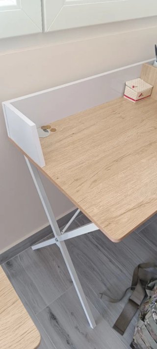 Mesa de escritorio madera y metal