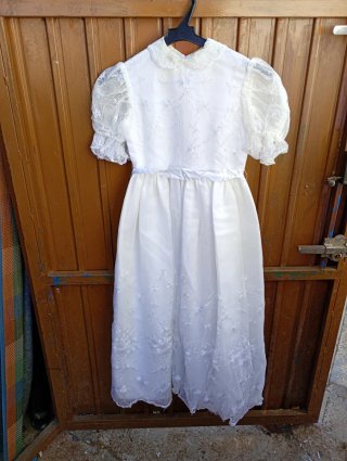 Vestido blanco niña con volantes y lazos