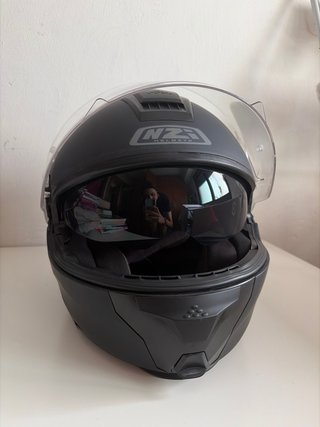 Casco de moto NZI negro