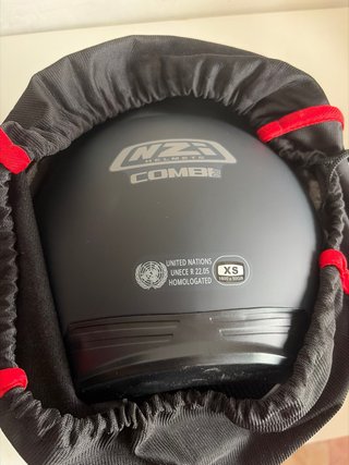 Casco de moto NZI negro