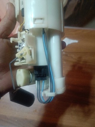 Bomba de combustible Yamaha FZ8