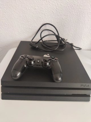 Ps4 Pro + Mando Original Negro