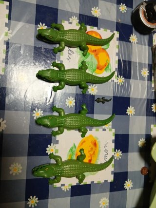 Lote 4 cocodrilos + 1 cría Playmobil Todos 11€