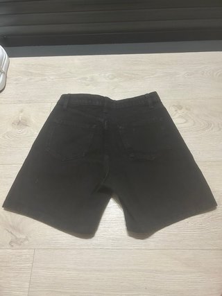 Pantalón corto hombre negro