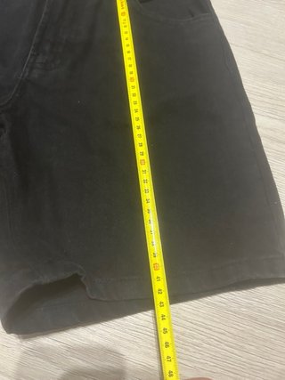 Pantalón corto hombre negro