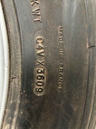 2 Neumaticos Ebro. Michelin.