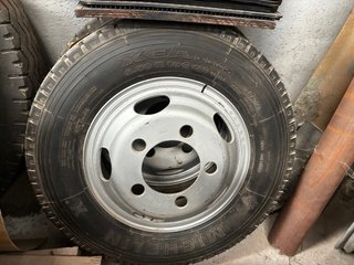 2 Neumaticos Ebro. Michelin.