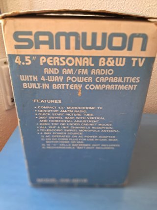 Televisor Portátil Samwon 4.5 TV/Radio FM AM