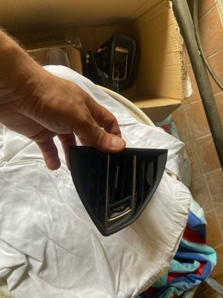 Bocchetta Aria Centrale dx Peugeot 308