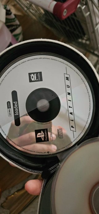 PlayStation PLATINUM loaded CD