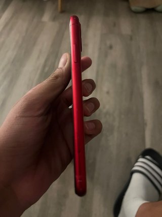 iPhone 11 64GB Rojo