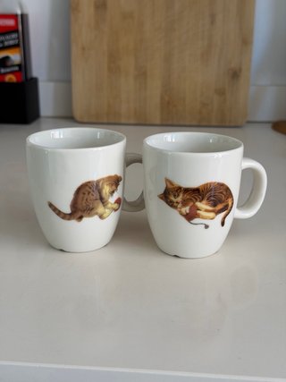 Lote de vajilla, tazas, boles y cuchillos