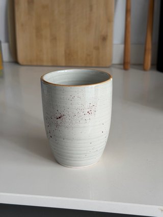 Lote de vajilla, tazas, boles y cuchillos