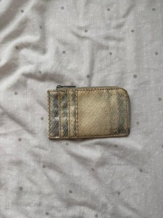 Cartera de piel efecto serpiente