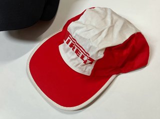 Lote 10 Gorras Pirelli