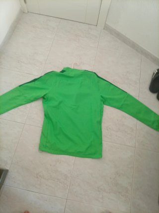 Chaqueta Nike verde sin estrenar